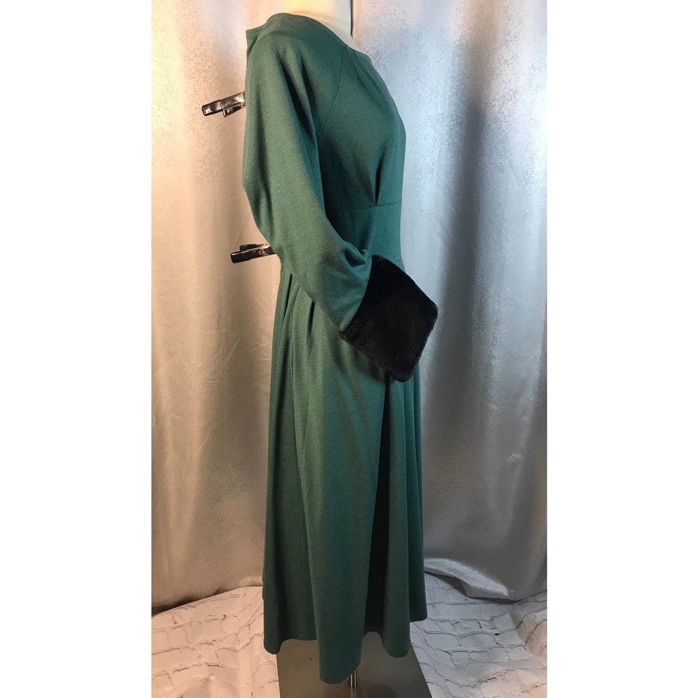 🎉🎉🎉🎉SOLD Vintage Inspired Custom Made Party Dress w/Faux Fur Cuff Sz 2XL - Picture 4 of 6
